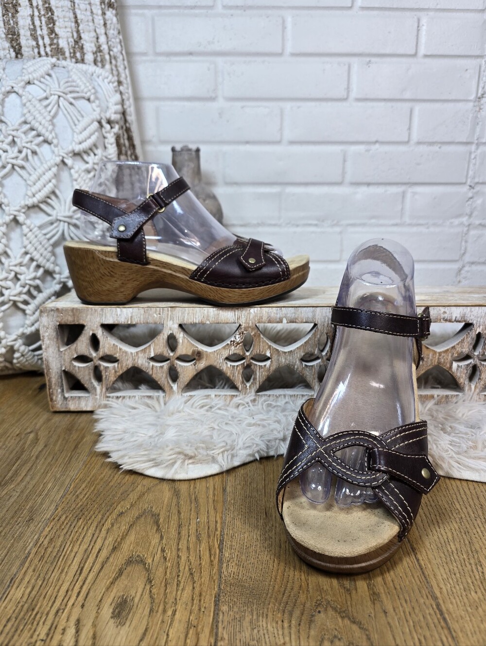 Dansko Brown Leather Wedge Sandals with Ankle Strap Size 9.5/10